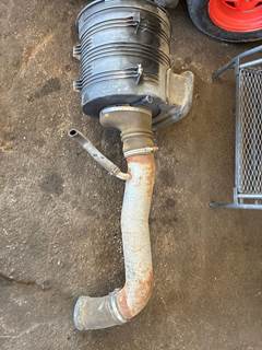 International LF687 Exhaust Stack