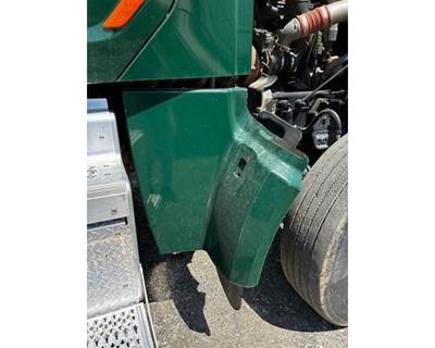 Peterbilt 377 Fender