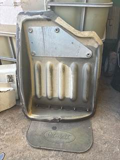 Peterbilt 386 Fender