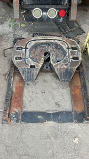 Volvo VNL Fifth Wheel for a Volvo Truck VNL