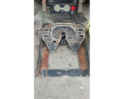 Volvo VNL Fifth Wheel for a Volvo Truck VNL