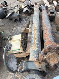 Freightliner Cascadia Front Driveshaft