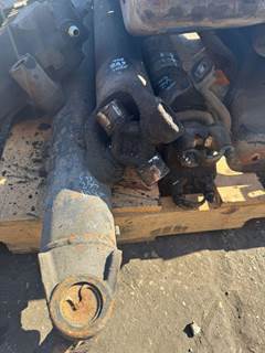 International 4700 Front Driveshaft