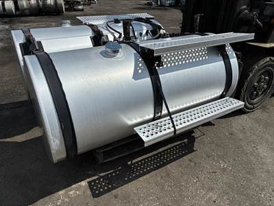 International LF627 Fuel Tank