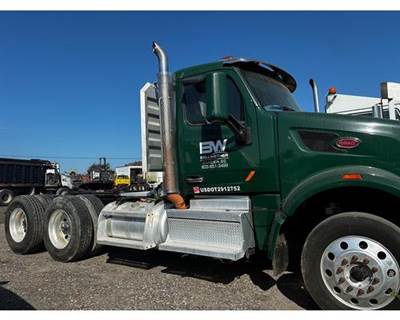 Peterbilt 377 Fuel Tank