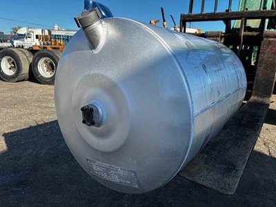 50 Gallons 32"L x 22"W