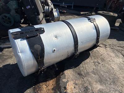 Volvo VNL Fuel Tank for a Volvo Truck VNL