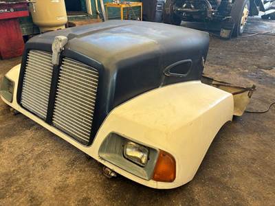 Kenworth T300 Hood