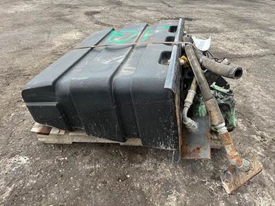 PALLET OF MISC WET KIT PLASTIC PUMP AND PTO 