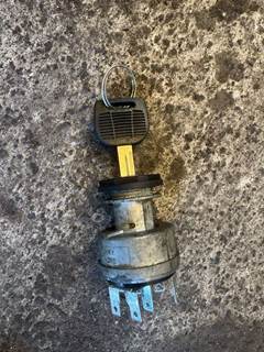 Freightliner Century Class 120 Ignition Switch for a Freightliner CST120
