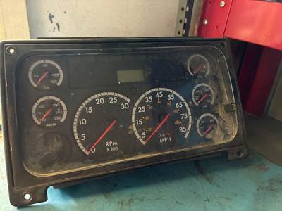 Freightliner Columbia Instrument Panel Cluster