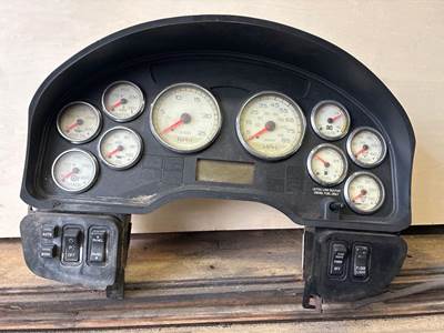 International LF627 Instrument Panel Cluster