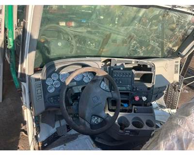 International LF687 Instrument Panel Cluster