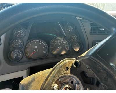 Peterbilt 377 Instrument Panel Cluster