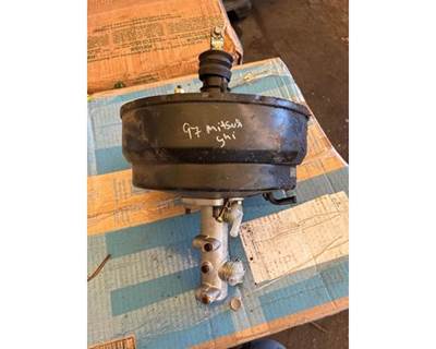 Mitsubishi Fuso FE649 Power Brake Booster
