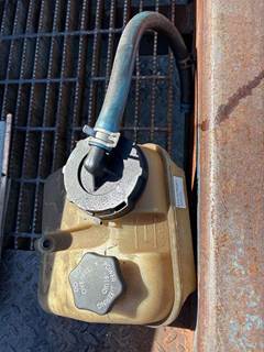 Freightliner B2 Bus Chassis Radiator Overflow Bottle / Surge Tank