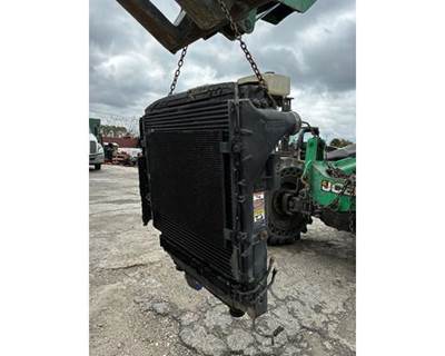 Peterbilt 386 Radiator