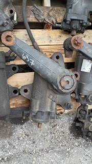 International LF627 Steering Gear / Rack