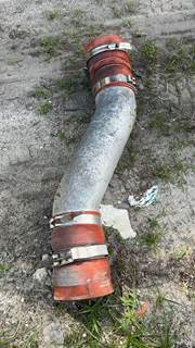 Freightliner Cascadia Tail Pipe