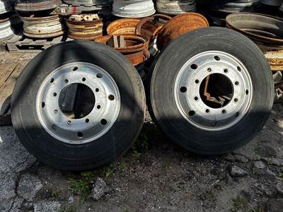 8 hole 19.5 Tire sold sep