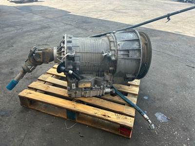 Allison MD3060 Transmission for a Mci 102DL3 INTERCITY