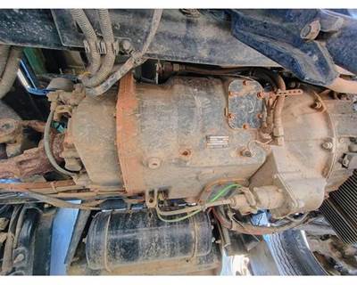 Fuller RTLO16913A Transmission for a Peterbilt 377