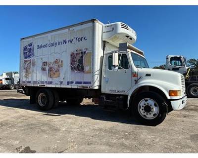 International 4700 Truck Body