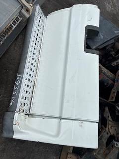 Freightliner Cascadia Truck Skirt