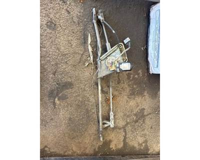 Volvo VNL Windshield Wiper Motor for a Volvo Truck VNL