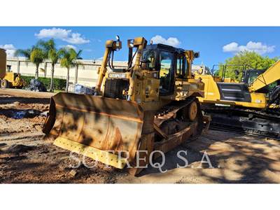 Caterpillar D6T Dozer