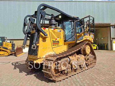 Caterpillar D8T Dozer