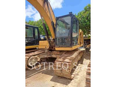 Caterpillar 320 Excavator