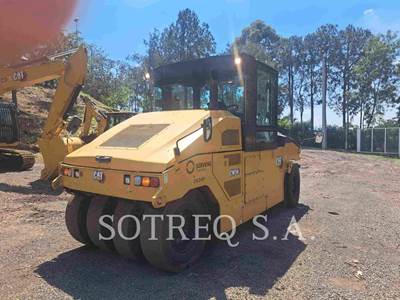 Caterpillar CW34 Pneumatic Tired Roller