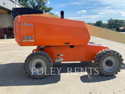 JLG 600S Boom Lift