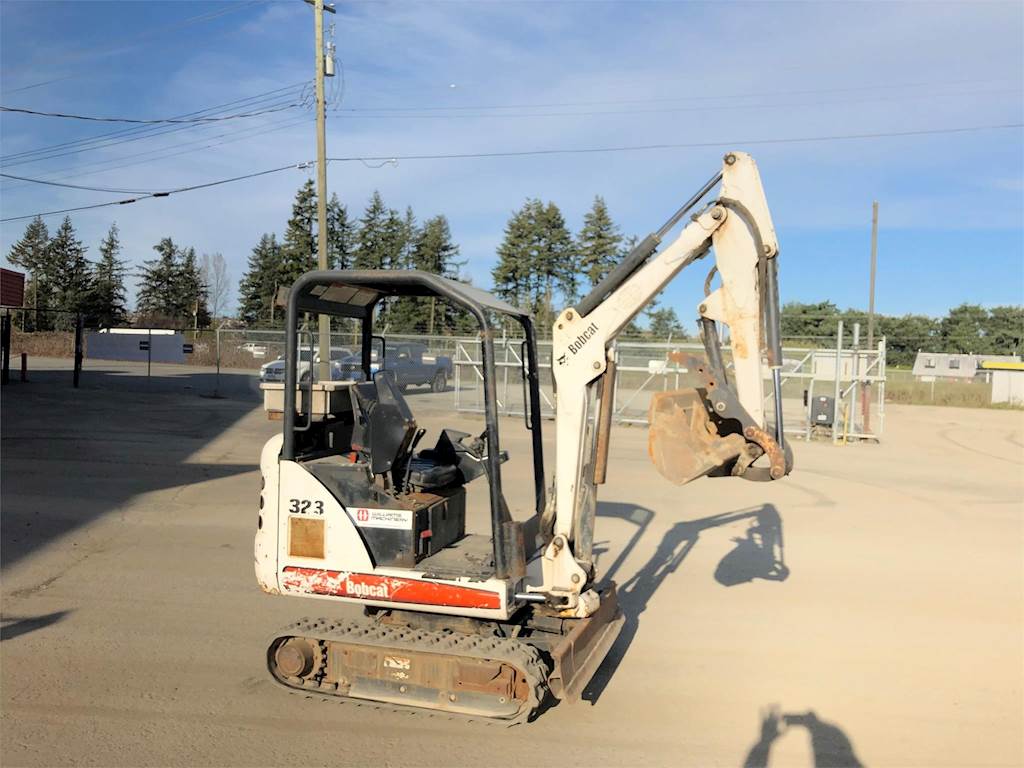 2005 Bobcat 323 Mini Excavator For Sale, 2,549 Hours Leduc County, AB