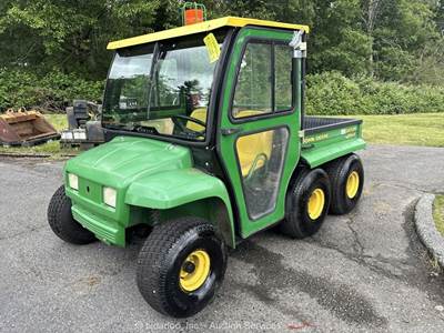 John Deere Gator 6x4 Four Wheel Drive Utility Vehicle Cart UTV Cab M/T bidadoo