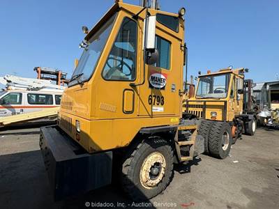 2000 Ottawa COMMANDO50 Yard Hostler Terminal Spotter Truck Cummins A/T bidadoo