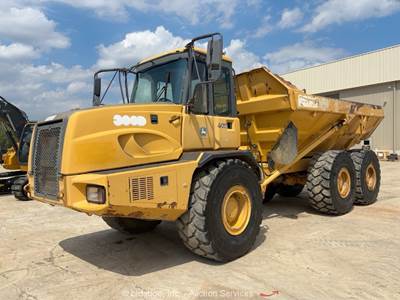 2005 John Deere 300D 6x6 Articulated Dump Truck 30-Ton Haul Off-Road ADT bidadoo