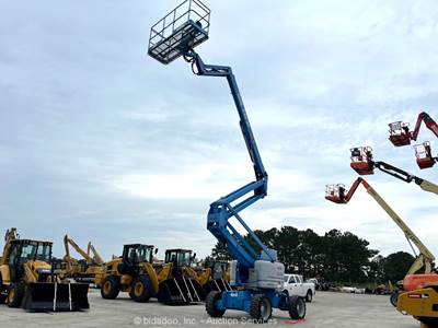 2014 Genie Z-60/34 60' 4WD Dual Fuel Articulating Boom Lift Man Aerial bidadoo
