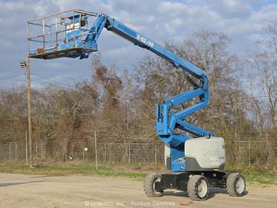 2017 Genie Z-62/40 62' 4WD Diesel Articulating Boom Lift Aerial Platform bidadoo