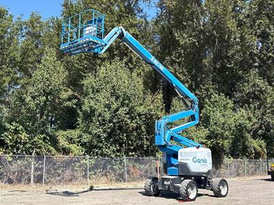 2016 Genie Z-62/40 62' 4WD Diesel Articulating Boom Lift Man Aerial bidadoo