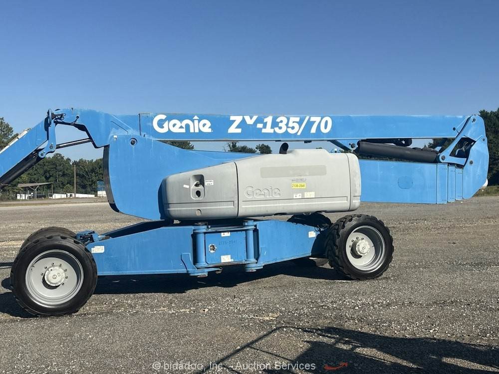 2015 Genie ZX-135/70 135' 4WD Diesel Articulating Boom Lift Man