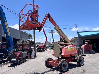 2018 JLG 340AJ 34' 4WD Diesel Articulating Boom Lift Man Aerial Manlift bidadoo