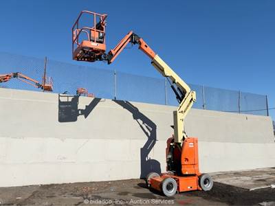 2013 JLG E300AJP 30' Electric Articulating Boom Lift Mobile Aerial Jib bidadoo