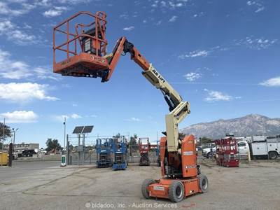 2016 JLG E300AJP 30' Electric Articulating Boom Lift Man Aerial Platform bidadoo