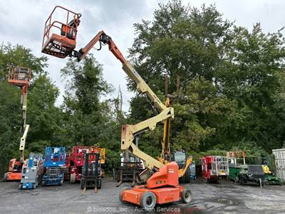 2013 JLG E400AJPN 40' Electric Articulating Boom Lift Aerial Platform bidadoo