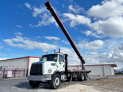 2014 Freightliner 108 30' Flatbed Conveyor Roofing Truck Cummins Diesel bidadoo