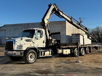 2016 Freightliner 114SD Tri/A Flatbed Boom Truck Knuckleboom Hiab Crane bidadoo