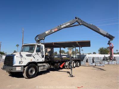2017 Freightliner 114SD Hiab Knuckle Boom Crane Flatbed Truck A/T bidadoo