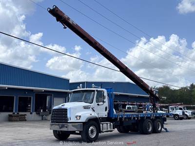 2015 Freightliner 114SD T/A 26' Flatbed Conveyor Roofing Truck PTO bidadoo